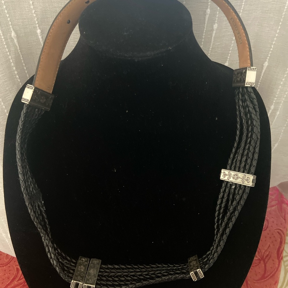 Never worn Brighton leather with silver accents belt Medium. Vintage style